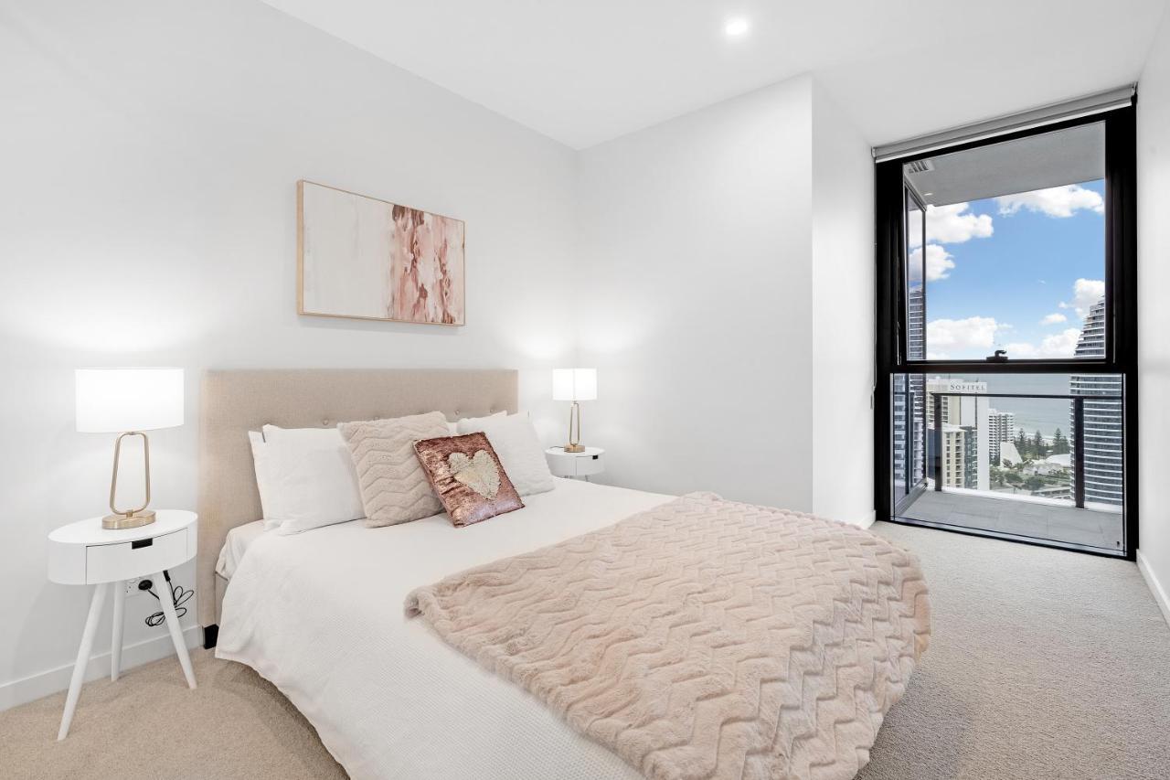 Lamour Ocean View Apartment I In Casino Broadbeach - Free Parking-195Cm Guldkusten Exteriör bild